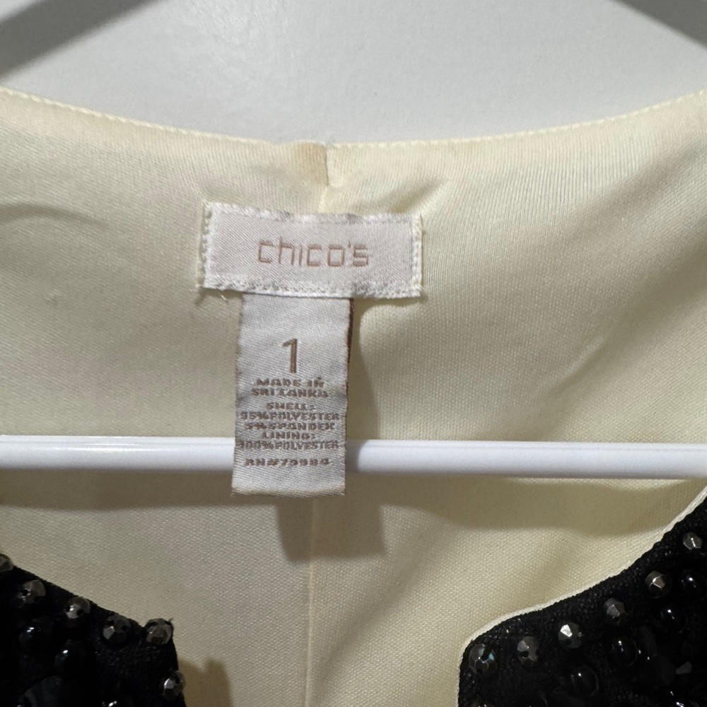 Chico’s Cream & Black Damask Beaded V-Neck Shift Dress Size 1 (M) - Picture 4 of 9